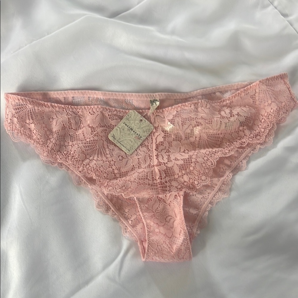 Elegant Lace Pink Women's Intimate